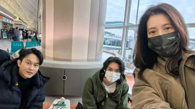 张智霖、袁咏仪同框，“他”来抢镜！