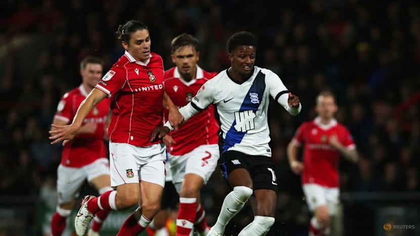 Wrexham and Birmingham share spoils in Hollywood derby