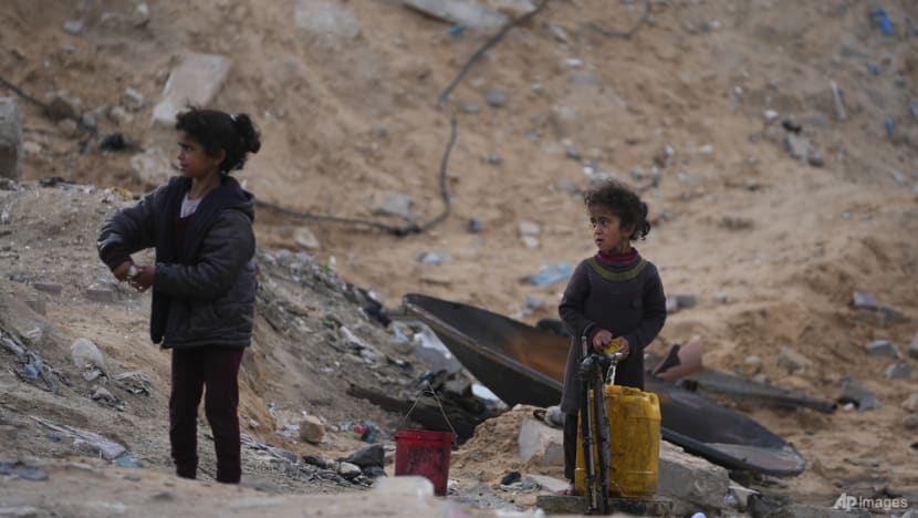 Israeli negotiators head to Qatar for Gaza truce talks Israeli negotiators head to Qatar for Gaza truce talks