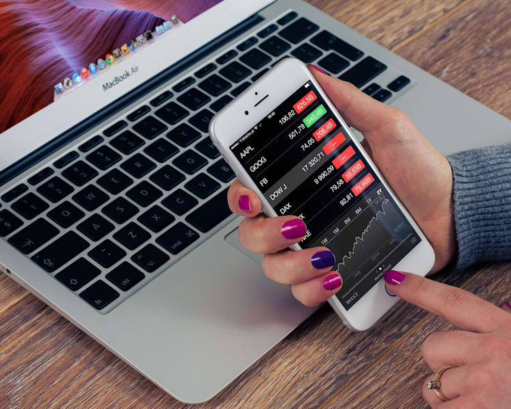 Fintechs that help you save, invest or insure conveniently from your smartphone