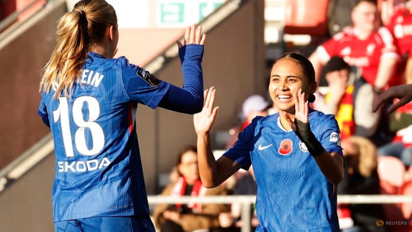 Liverpool deal Chelsea a blow in WSL title chase with draw, West Ham get first win of season