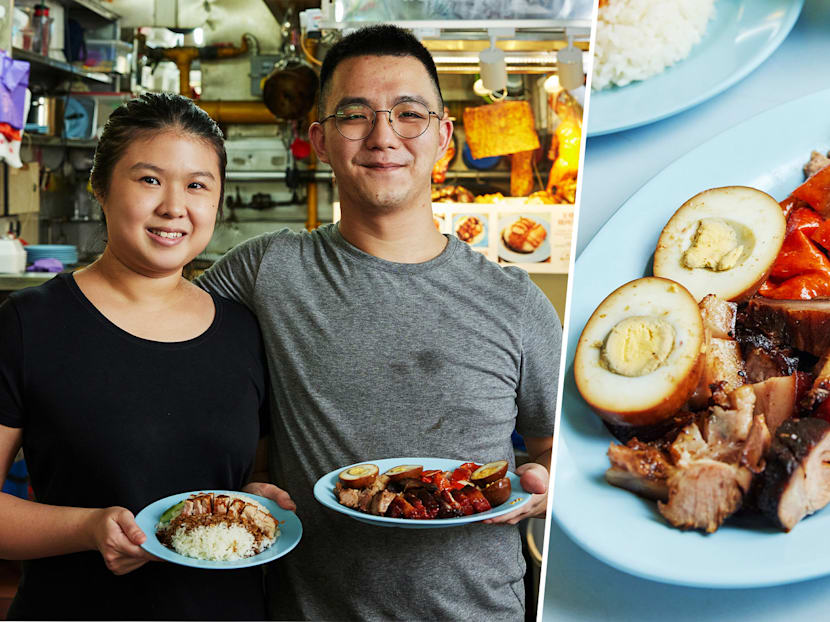 Popular Roast Meat Hawker Closing Stall After 10 Months To Become Financial Analyst