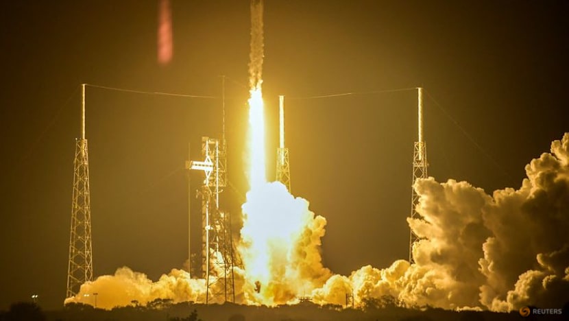 SpaceX to fly more NASA crews to space station under expanded $5.92 billion deal