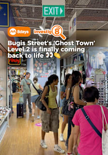 Bugis Street Level 2 may no longer feel quite as much like a ghost town. Months after we visited the upper floor following reports of shuttered shops and sparse foot traffic, we returned on a Friday afternoon to see whether things had changed. This time, Level 2 had noticeably more people around, from teenagers and tourists to older shoppers. More importantly, shoppers were actually interacting with the stalls, trying things on and making purchases, rather than simply browsing and walking through. There are still plenty of shuttered units, and Level 2 remains much quieter than the ever-busy ground floor, but the atmosphere felt noticeably livelier during our visit. Bugis Street is also hosting its “Somewhere @ Bugis Street” weekend events as part of its ongoing efforts to bring more activity to the area. So, is Bugis Street Level 2 finally making a comeback? #8dayssg #8dayssgtrending #Bugis #BugistStreet #Singapore
