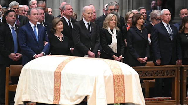 美国已故前副总统切尼举行葬礼 现任正副总统没受邀