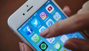 WhatsApp kini bisa pakai musik di status jadi mirip Instagram, sudah coba?