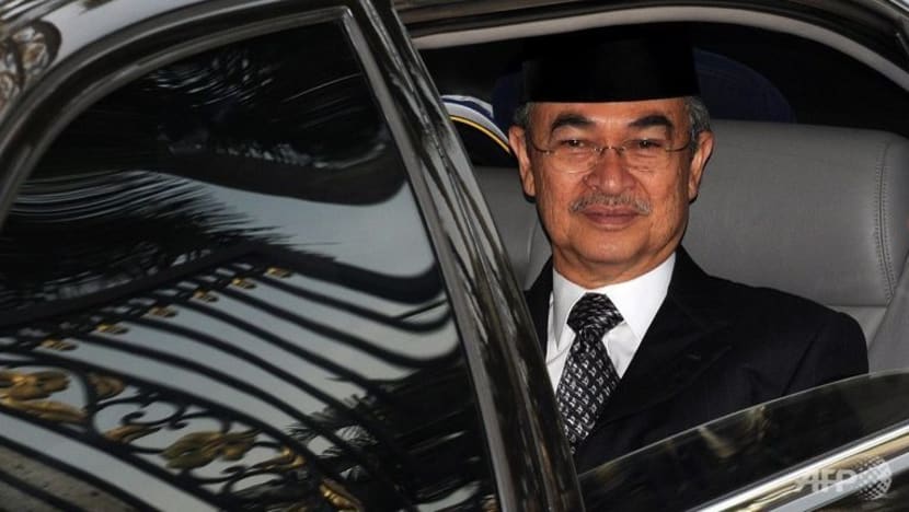Pegawai khas bekas PM M'sia buat laporan polis berita palsu kematian Pak Lah Pegawai khas bekas PM M'sia buat laporan polis berita palsu kematian Pak Lah