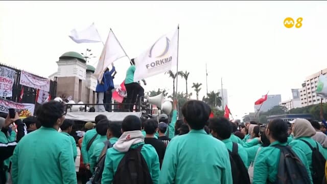印尼多地爆发示威 抗议普拉博沃政府开支过于庞大