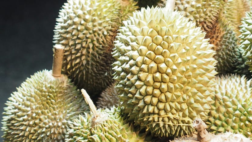 Gemar makan durian? Ketahui khasiat dan kesan ketika nikmati raja buah berduri ini  
