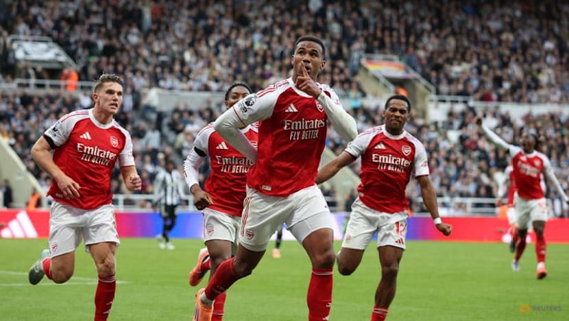 Gabriel earns late 2-1 win for Arsenal at Newcastle