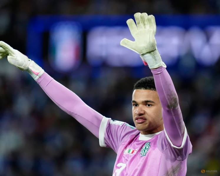 City sign goalkeeper Charles from Sheffield Wednesday
