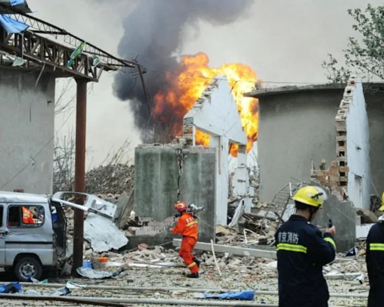Factory explosion in North China kills 8