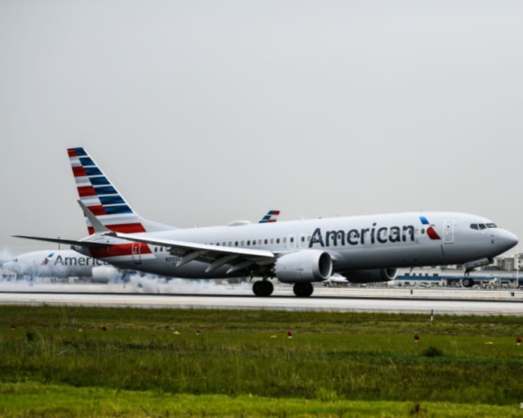 American Airlines cancels 1,400 flights due to staff shortages, bad weather