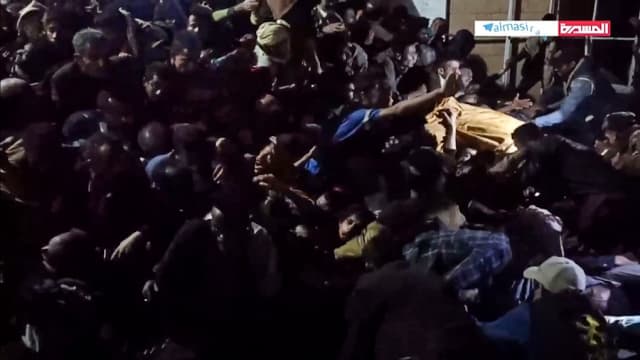 也门慈善物资发放站发生践踏事故 80多人死亡