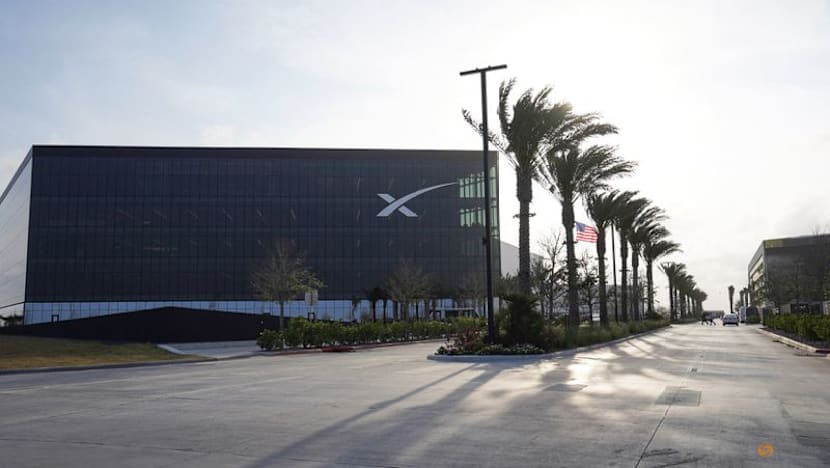 Analysis:SpaceX’s orbital data centers could face same hurdles as Microsoft’s abandoned undersea project