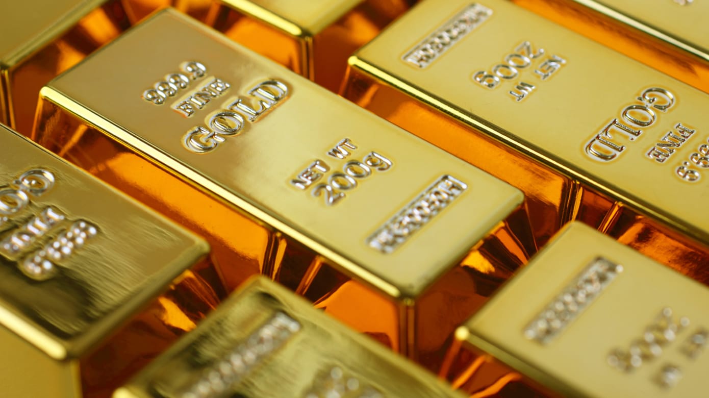 黄金价格再创新高每安士逾3673美元- 8world