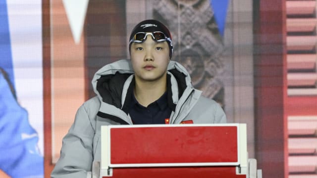 勇闯200米混合泳决赛 中国12岁于子迪人气红不让