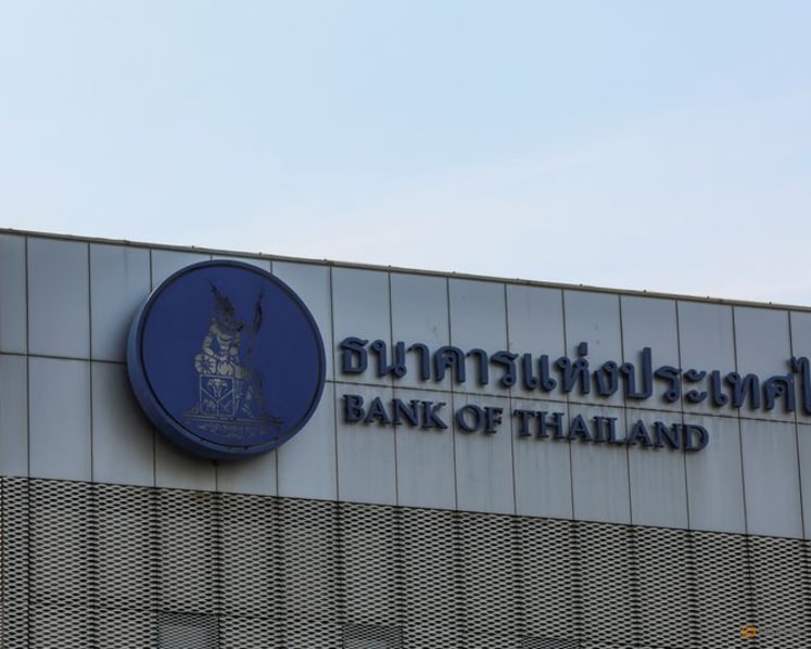 Thai economy's competitiveness is declining, central bank warns