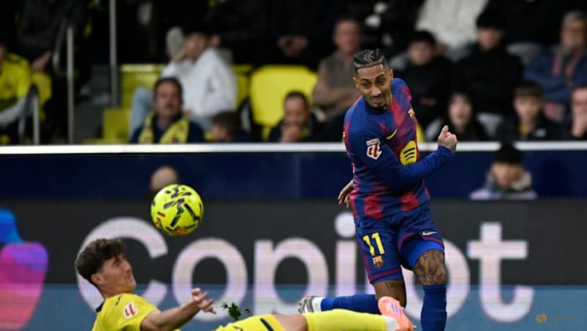 Yamal strikes as Barcelona punish 10-man Villarreal