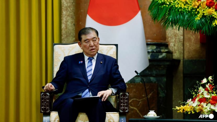 Japan, Vietnam pledge to support free trade as PM Ishiba visits Hanoi