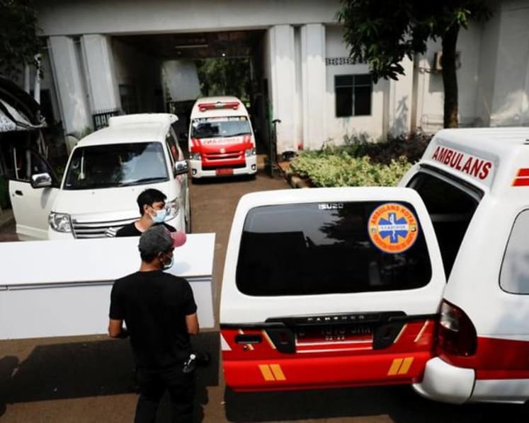 Daily new COVID-19 cases in Indonesia could go up to 40,000, says coordinating minister   