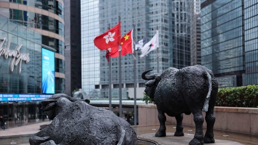 Stocks edge up in Asia, oil flat amid Middle East uncertainty