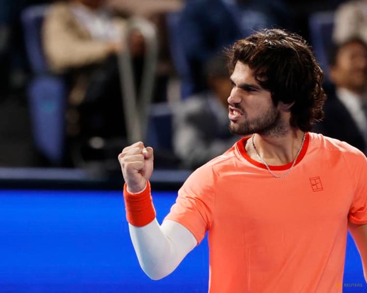 Alcaraz finds best form to sink Lehecka and retain Japan Open crown