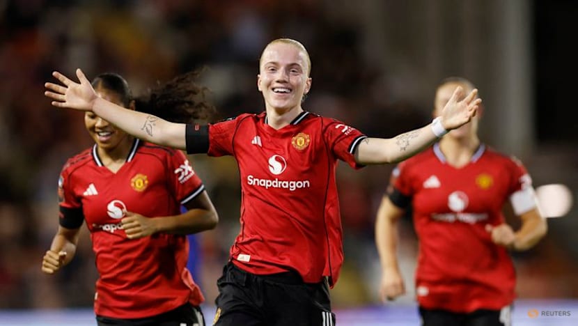 Sandberg scores stunner as Man United grab 1-1 WSL draw with Chelsea