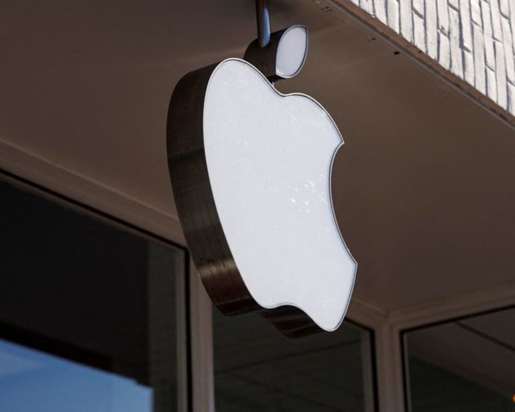 Apple sued over use of copyrighted books to train Apple Intelligence