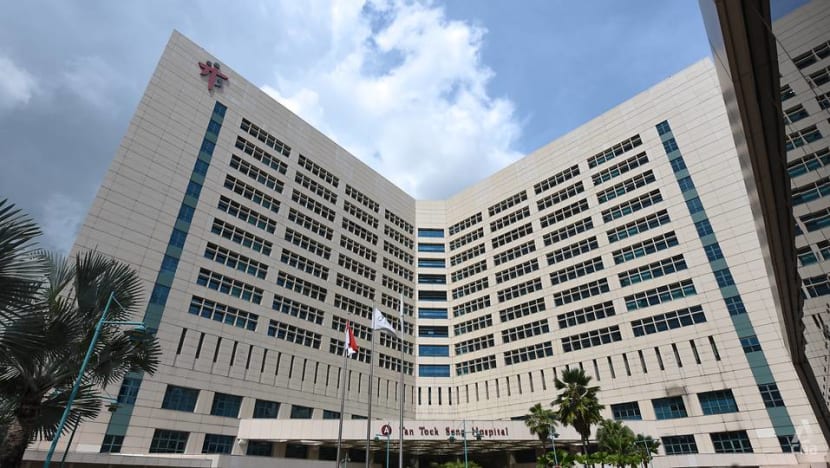 Man loses lawsuit against Tan Tock Seng Hospital and 3 doctors over his mother's death