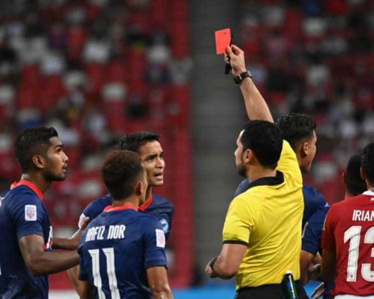 Singapore eliminated from AFF Suzuki Cup after 3 red cards, penalty miss in extra-time loss to Indonesia in semis