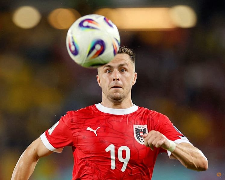 Austria stick with World Cup squad after Baumgartner injury