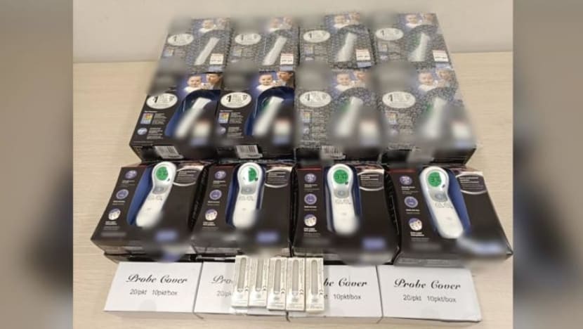 Wanita diberkas jual termometer palsu; barangan lebih S$14,000 dirampas