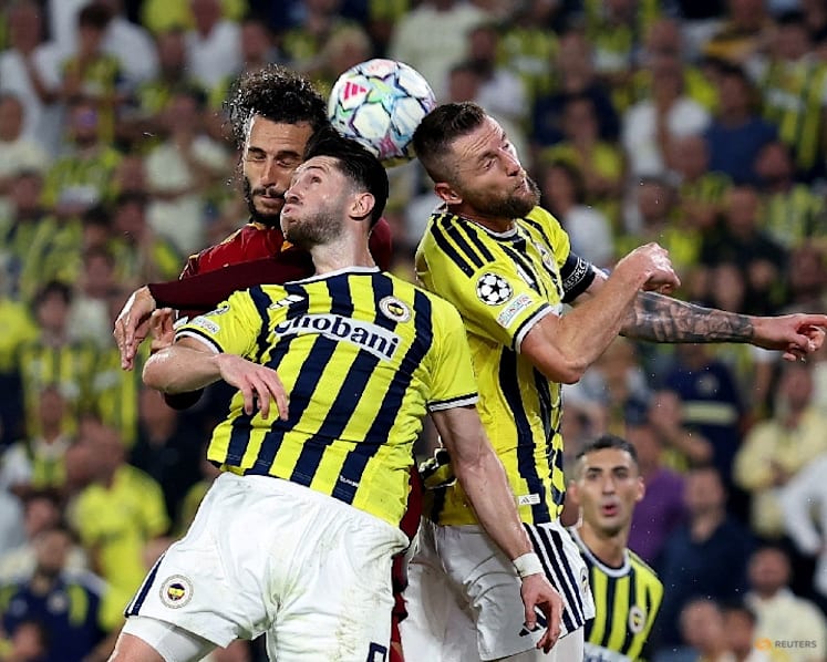 PSV held by Shakhtar, Fenerbahce draw with Roma on return to Champions League