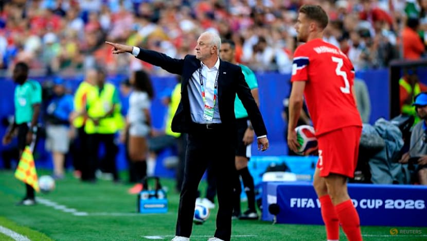 Iraq have no plan to be conservative against France, coach Arnold says
