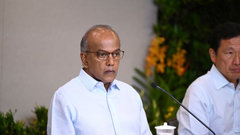 சட்ட அமைச்சர் பொறுப்பைத் துறந்து புதிய பொறுப்பை ஏற்கிறார் கா சண்முகம் சட்ட அமைச்சர் பொறுப்பைத் துறந்து புதிய பொறுப்பை ஏற்கிறார் கா சண்முகம்