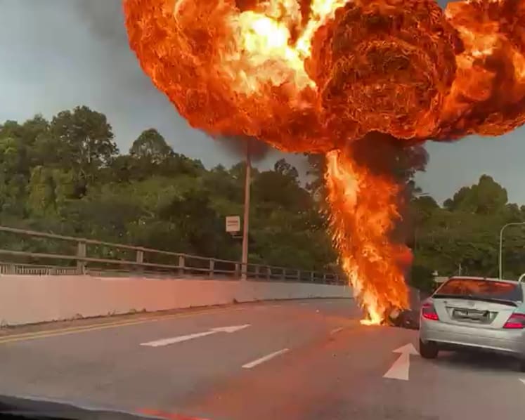 Motorcyclist taken to hospital after vehicle burst into flames along Mandai Avenue 