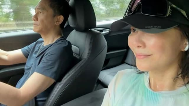 爱车魂藏不住！梁朝伟开全球限量25辆天价神车跑山，刘嘉玲副驾视角晒另一座驾
