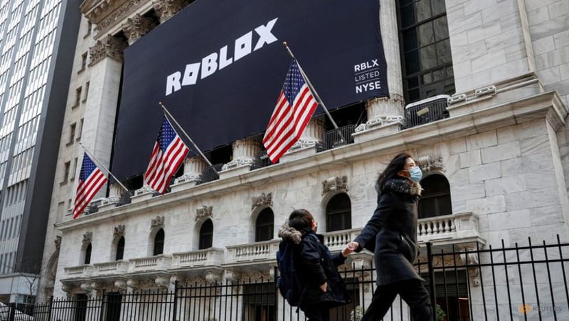 Roblox lifts annual bookings forecast as in-game spending booms; shares jump