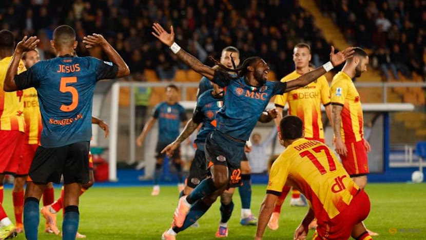 Resilient Napoli edge Lecce to go three points clear