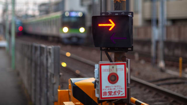 日本发生罕见交通事故 台湾游客误入铁路道口被列车撞死