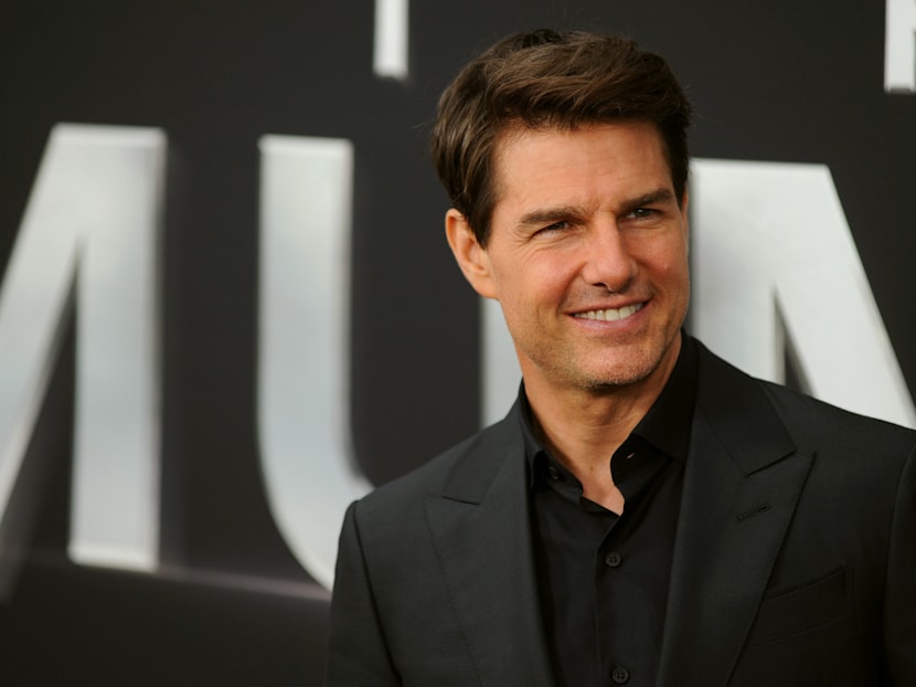 Tom Cruise Lands A Helicopter In British Family&rsquo;s Garden Then Offers Them A Ride