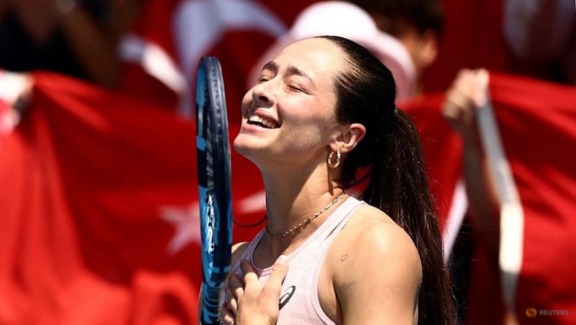 Turkey's Sonmez soaks up the support in dream Melbourne run