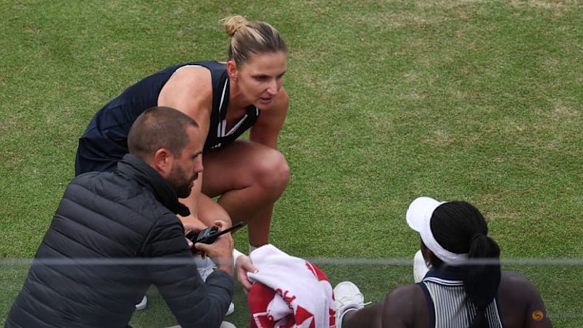 Serena out of Queen's doubles after partner Mboko injured
