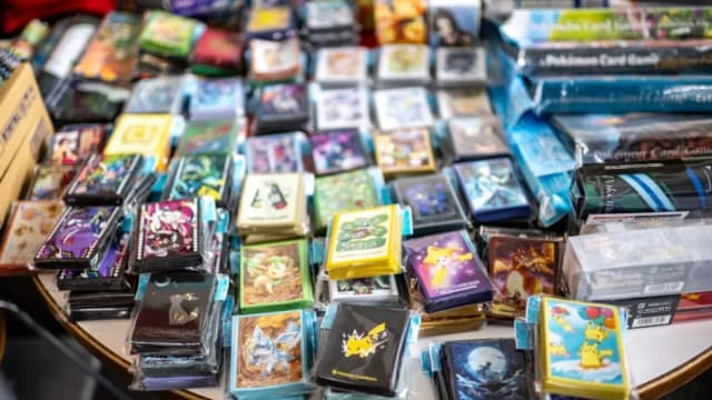 涉至少50起宝可梦交易卡骗案 三男子被控
