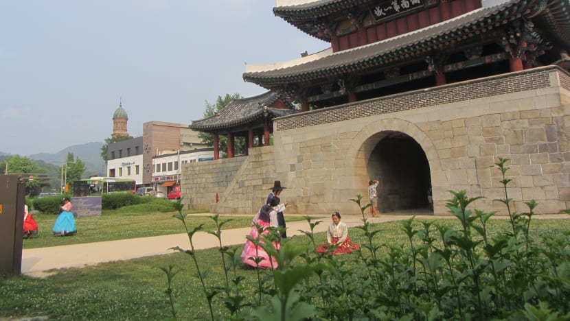 Take it easy in Jeonju