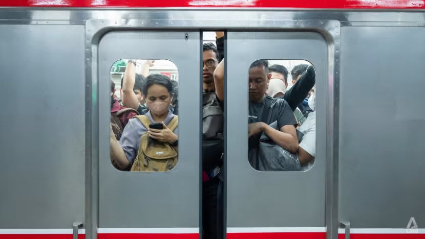 Dari diskon kereta hingga subsidi upah, ini alasan paket stimulus tidak cukup mendongkrak daya beli Dari diskon kereta hingga subsidi upah, ini alasan paket stimulus tidak cukup mendongkrak daya beli
