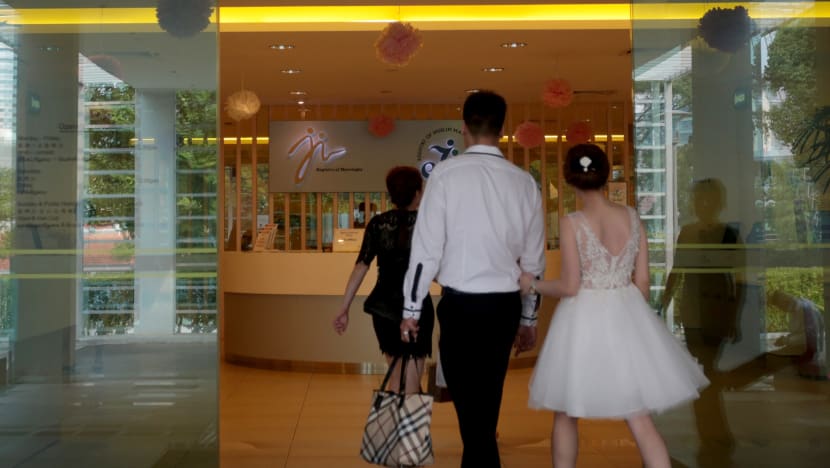 Increase in divorces, drop in number of marriages last year