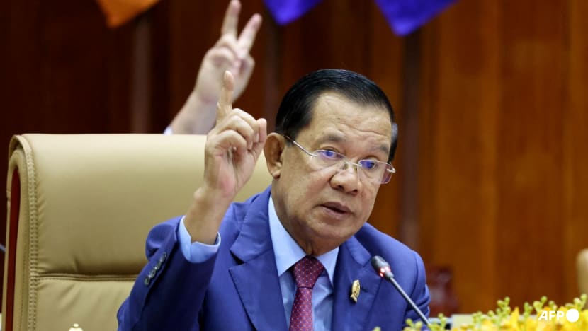 Cambodia threatens to ban Thai fruit and vegetable over border row Cambodia threatens to ban Thai fruit and vegetable over border row