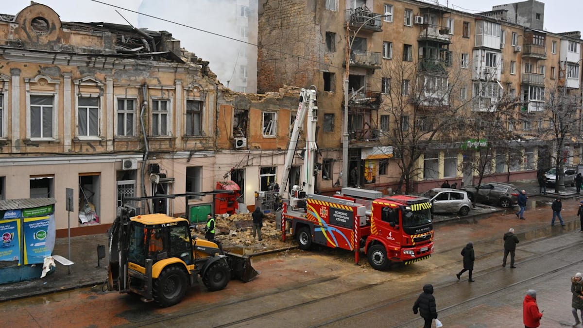 Russia kills 10 across Ukraine, hits energy sites